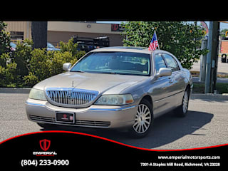 2003 Lincoln Town Car Signature 1LNHM82W53Y601414 2003 Lincoln Town Car Signature