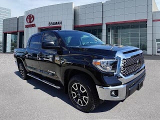 2018 Toyota Tundra SR5 5TFDW5F17JX723253 2018 Toyota Tundra SR5