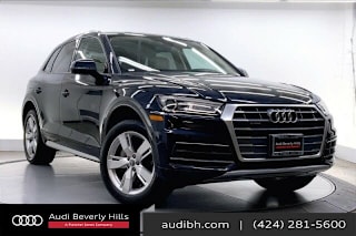 2018 Audi Q5 2.0T quattro Premium WA1ANAFY4J2078709 2018 Audi Q5 2.0T quattro Premium