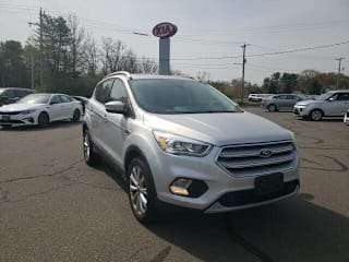 2018 Ford Escape Titanium 1FMCU9J9XJUB01166 2018 Ford Escape Titanium