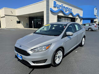 2015 Ford Focus 1FADP3F2XFL205572 2015 Ford Focus