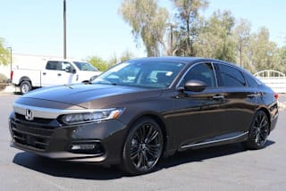 2018 Honda Accord Touring 1HGCV1F96JA019028 2018 Honda Accord Touring