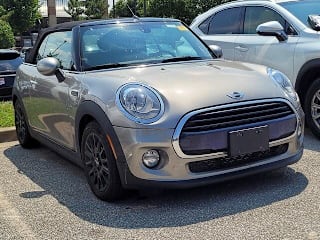 2016 MINI Convertible Cooper WMWWG5C54G3A83371 2016 MINI Convertible Cooper