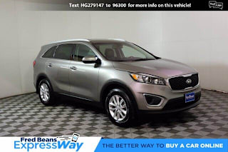 2017 Kia Sorento LX 5XYPG4A38HG279147 2017 Kia Sorento LX