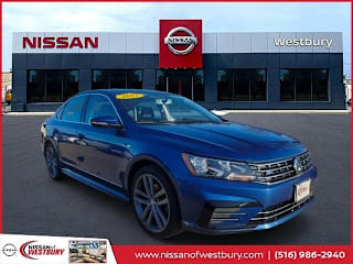 2017 Volkswagen Passat 1.8T R-Line 1VWDT7A3XHC056528 2017 Volkswagen Passat 1.8T R-Line