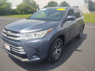 2019 Toyota Highlander LE 5TDZARFHXKS043475 2019 Toyota Highlander LE