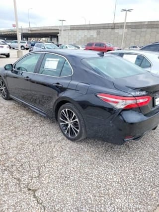 2019 Toyota Camry SE 4T1B11HK6KU757459 2019 Toyota Camry SE