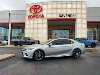 2018 Toyota Camry SE 4T1B11HK0JU055216 2018 Toyota Camry SE