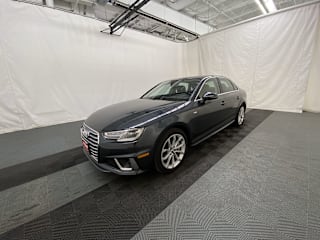 2019 Audi A4 2.0T quattro Premium WAUDNAF40KN002613 2019 Audi A4 2.0T quattro Premium