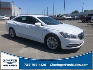 2018 Buick LaCrosse Essence 1G4ZP5SZ2JU124465 2018 Buick LaCrosse Essence