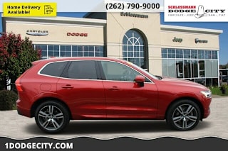 2018 Volvo XC60 T6 Momentum LYVA22RK3JB113461 2018 Volvo XC60 T6 Momentum