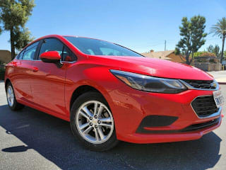 2018 Chevrolet Cruze 1G1BE5SM1J7156668 2018 Chevrolet Cruze