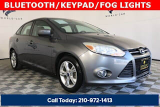 2012 Ford Focus 1FAHP3F24CL400581 2012 Ford Focus