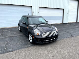 2013 MINI Cooper Cooper WMWSU3C59DT373139 2013 MINI Cooper Cooper