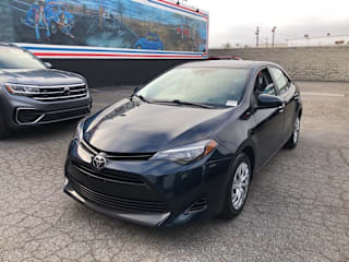 2018 Toyota Corolla L 5YFBURHE1JP832682 2018 Toyota Corolla L