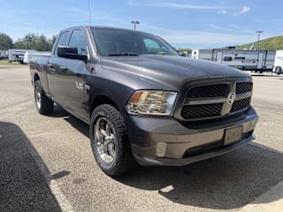 2018 Ram Pickup 1500 Express 1C6RR7FT9JS175206 2018 Ram Pickup 1500 Express