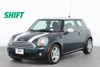 2010 MINI Cooper Base WMWMF3C50ATZ66175 2010 MINI Cooper Base