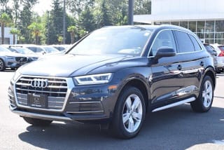 2019 Audi Q5 2.0T quattro Premium Plus WA1BNAFY3K2036599 2019 Audi Q5 2.0T quattro Premium Plus