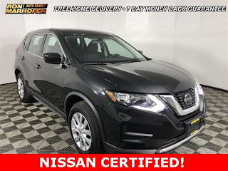 2018 Nissan Rogue S KNMAT2MV6JP513503 2018 Nissan Rogue S