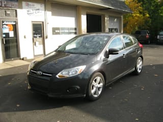 2013 Ford Focus SE 1FADP3K27DL375679 2013 Ford Focus SE