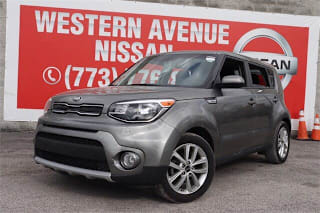 2019 Kia Soul + KNDJP3A52K7002354 2019 Kia Soul +