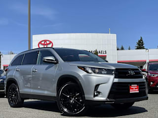 2019 Toyota Highlander SE 5TDJZRFH7KS585686 2019 Toyota Highlander SE