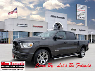 2020 Ram Pickup 1500 Lone Star 1C6RREFT2LN185680 2020 Ram Pickup 1500 Lone Star