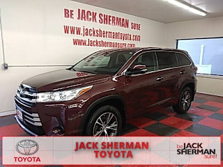 2018 Toyota Highlander LE 5TDBZRFH8JS879472 2018 Toyota Highlander LE