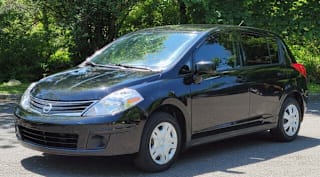 2011 Nissan Versa 1.8 S 3N1BC1CP6BL401897 2011 Nissan Versa 1.8 S