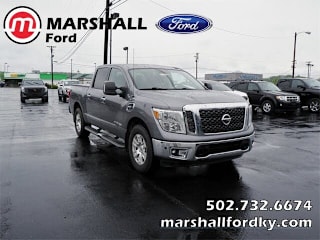 2017 Nissan Titan SV 1N6AA1E54HN556965 2017 Nissan Titan SV