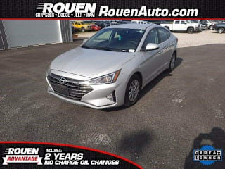 2019 Hyundai Elantra SE KMHD74LF9KU839544 2019 Hyundai Elantra SE