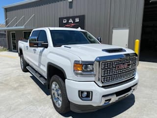 2019 GMC Sierra 2500HD Denali 1GT12SEY7KF203458 2019 GMC Sierra 2500HD Denali