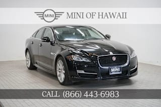 2016 Jaguar XJ R-Sport SAJWA1C71G8W03011 2016 Jaguar XJ R-Sport