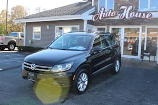 2017 Volkswagen Tiguan WVGSV7AX1HK011146 2017 Volkswagen Tiguan