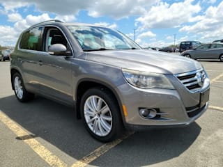 2010 Volkswagen Tiguan S 4Motion WVGBV7AXXAW516634 2010 Volkswagen Tiguan S 4Motion