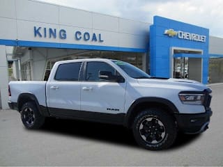 2020 Ram Pickup 1500 1C6SRFLT8LN422037 2020 Ram Pickup 1500
