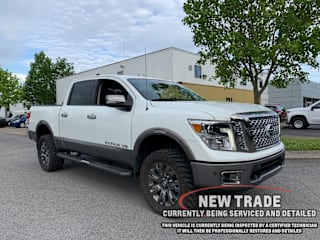 2018 Nissan Titan Platinum Reserve 1N6AA1E52JN544190 2018 Nissan Titan Platinum Reserve