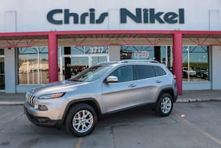2017 Jeep Cherokee 1C4PJMCS0HW611347 2017 Jeep Cherokee