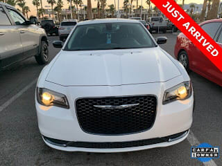 2019 Chrysler 300 2C3CCAAG4KH500879 2019 Chrysler 300