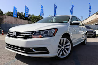 2019 Volkswagen Passat 2.0T Wolfsburg 1VWLA7A39KC007877 2019 Volkswagen Passat 2.0T Wolfsburg