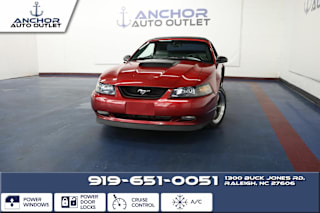 2004 Ford Mustang GT Deluxe 1FAFP45X34F105045 2004 Ford Mustang GT Deluxe
