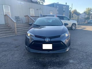 2018 Toyota Corolla LE 5YFBURHEXJP855104 2018 Toyota Corolla LE