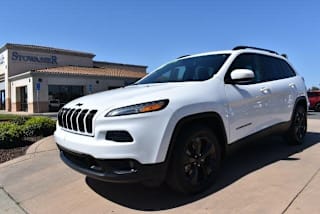 2018 Jeep Cherokee Latitude 1C4PJLCB8JD533704 2018 Jeep Cherokee Latitude