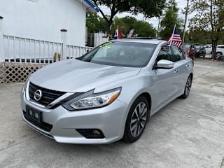 2017 Nissan Altima 1N4AL3AP8HC479096 2017 Nissan Altima
