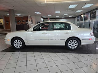 2005 Kia Amanti Base KNALD124455073001 2005 Kia Amanti Base