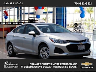 2019 Chevrolet Cruze LS 1G1BC5SM9K7122677 2019 Chevrolet Cruze LS