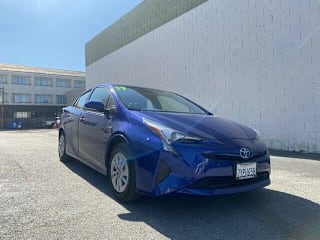 2017 Toyota Prius Two JTDKBRFU4H3539782 2017 Toyota Prius Two