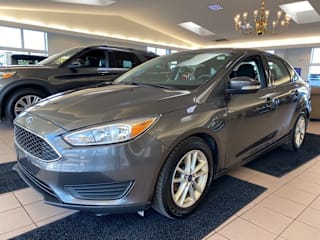 2017 Ford Focus SE 1FADP3FE4HL253033 2017 Ford Focus SE