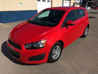 2016 Chevrolet Sonic 1G1JC6SB2G4163242 2016 Chevrolet Sonic