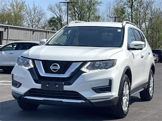 2017 Nissan Rogue SV KNMAT2MV5HP533252 2017 Nissan Rogue SV